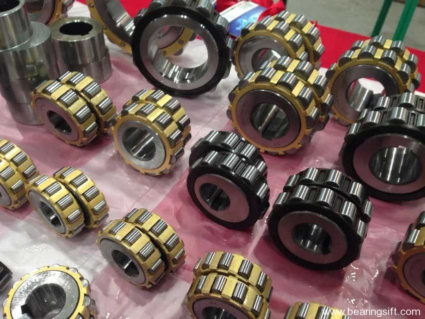 Eccentric bearings - NTN UZ217BG